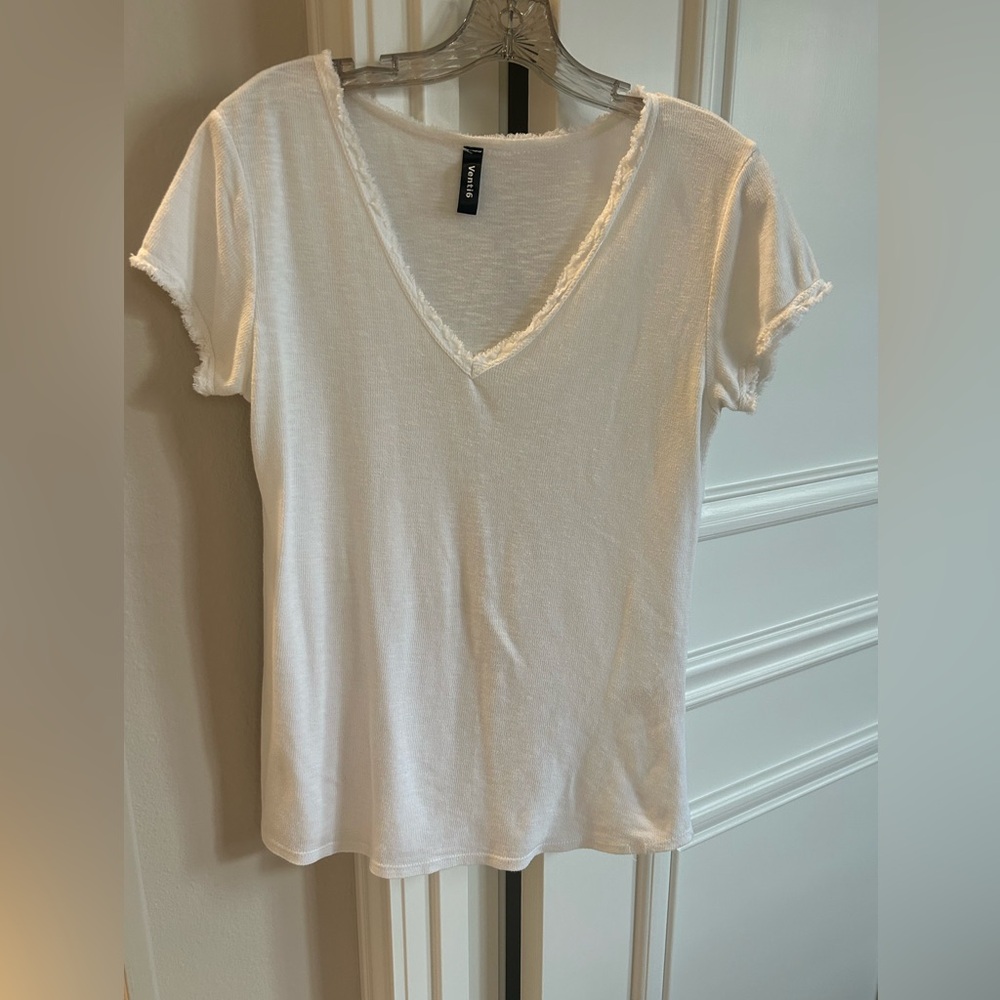 Venti6 White V-Neck Women's Top. 
Fabulous material is 100% cotton made in Italy